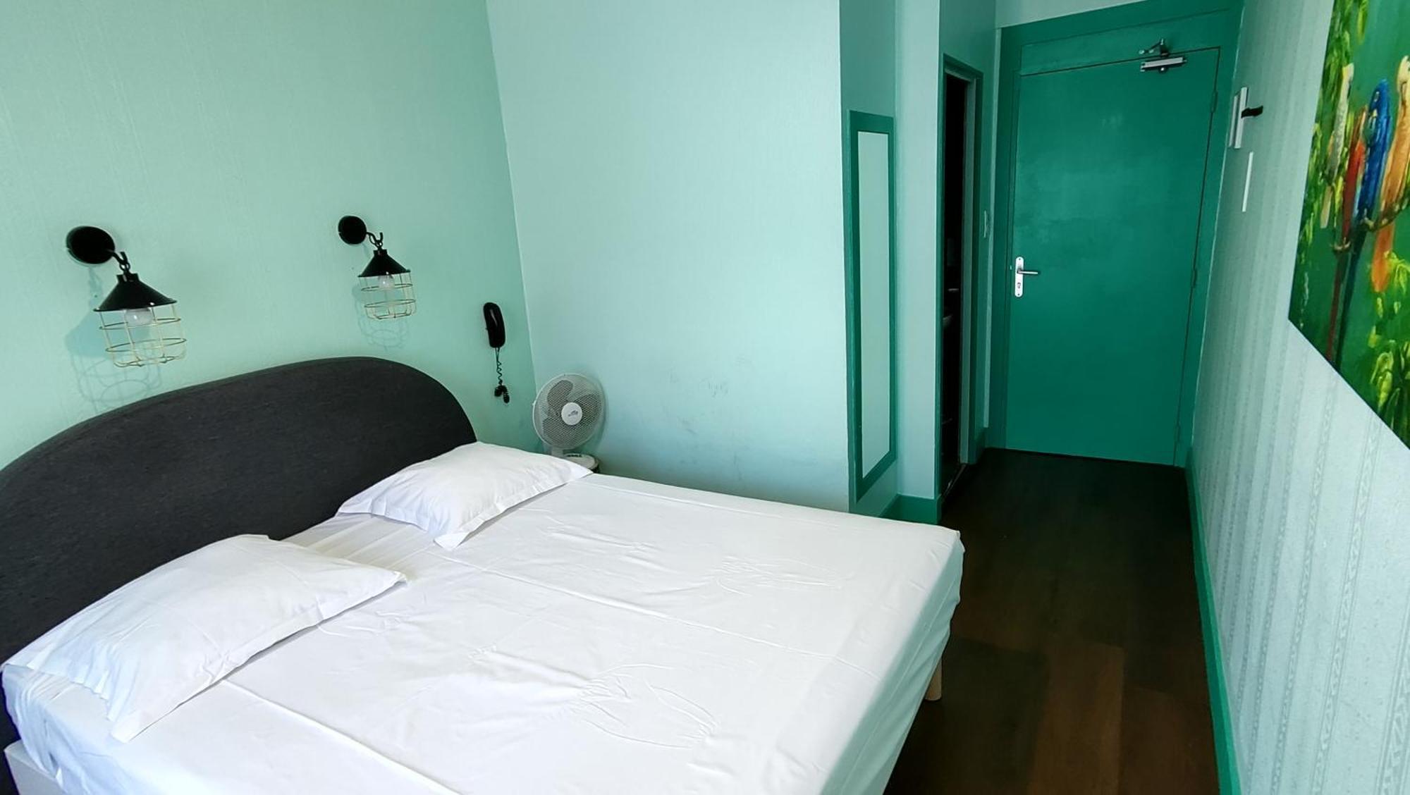 Hotel Le Colibri Экс-ле-Бен Экстерьер фото